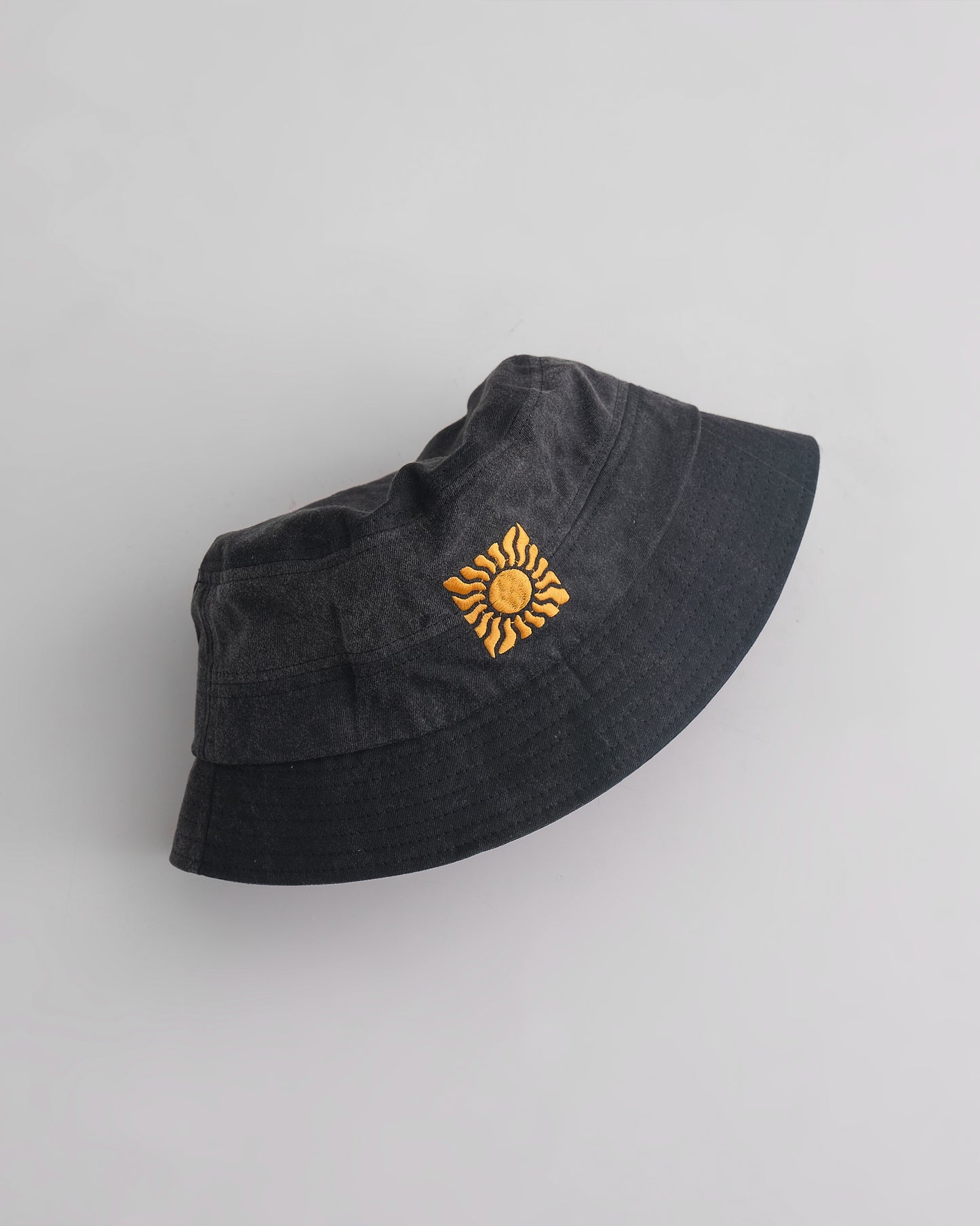 PALS - BUCKET HAT PARADISE SERIES