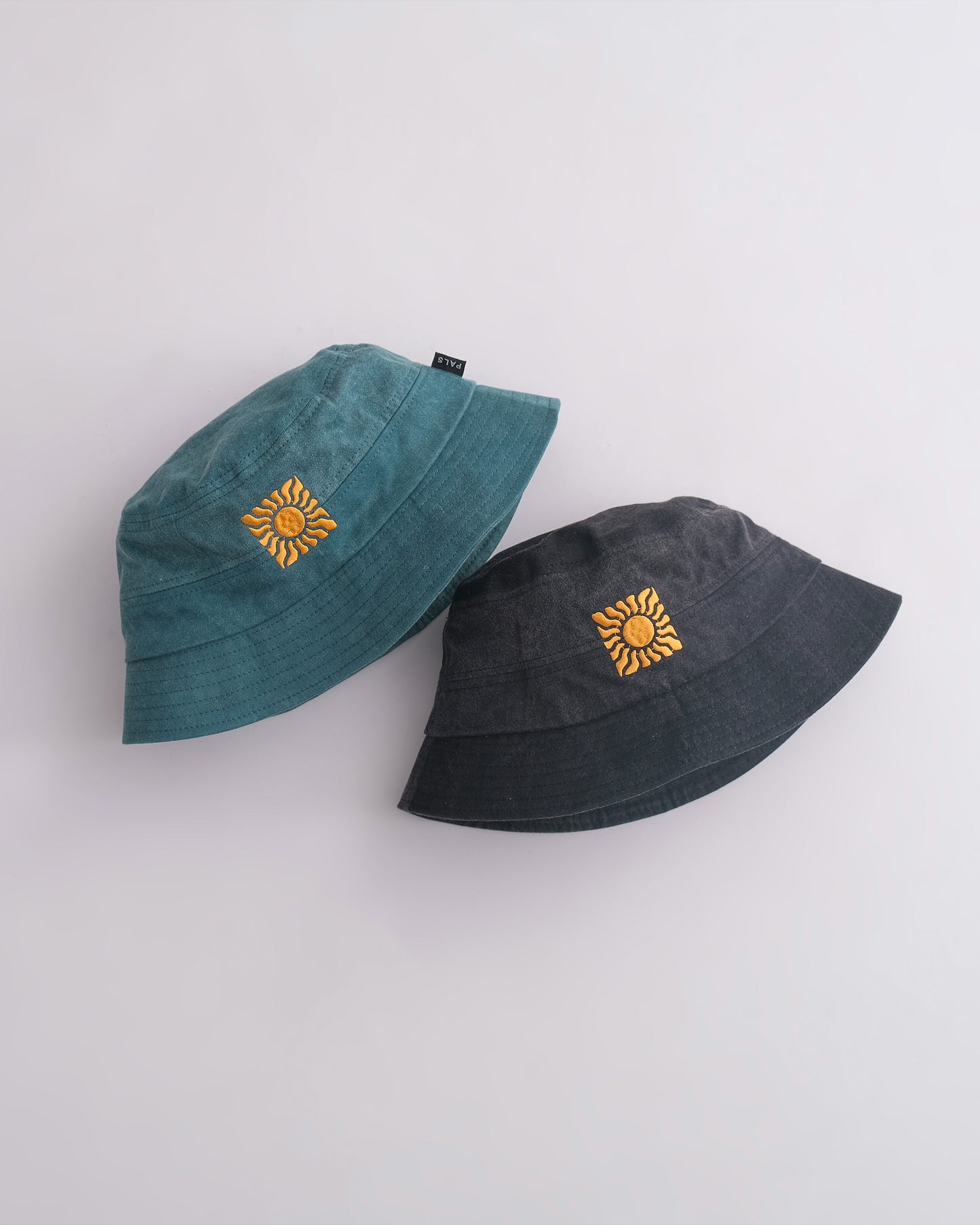 PALS - BUCKET HAT PARADISE SERIES